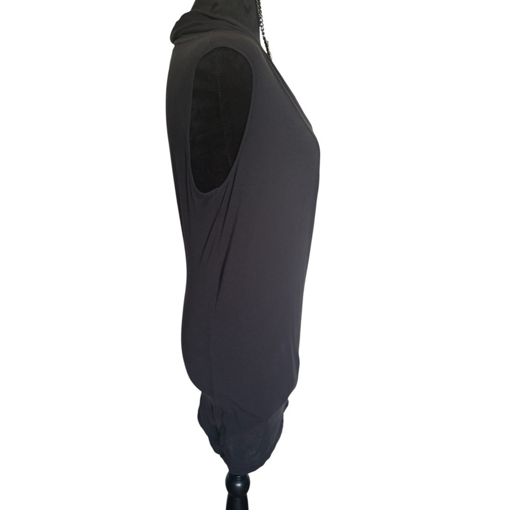 NWT velvet by Graham & Spencer woman’s medium V-neck wrap Black Sleeveless Top - Picture 7 of 10